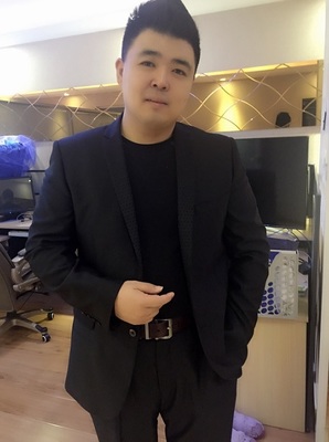 楊克軍:放羊娃白手起家創(chuàng)建四海集團公司-